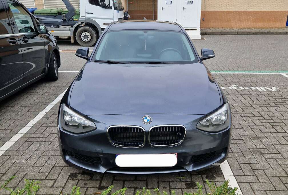 BMW 116iA