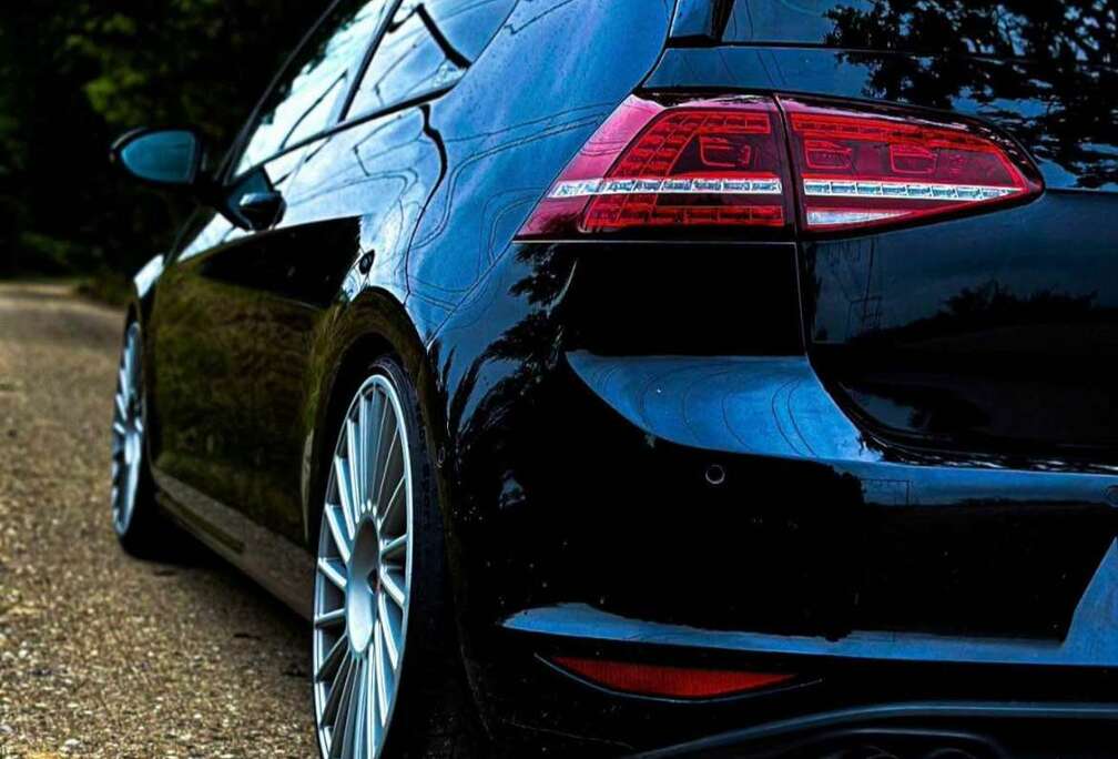 Volkswagen 1.4 TSI (look gti)