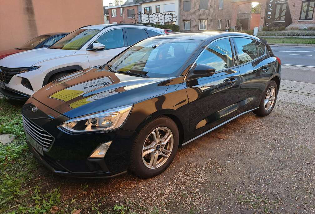 Ford Focus 1.0 EcoBoost Start-Stopp-SystemTREND