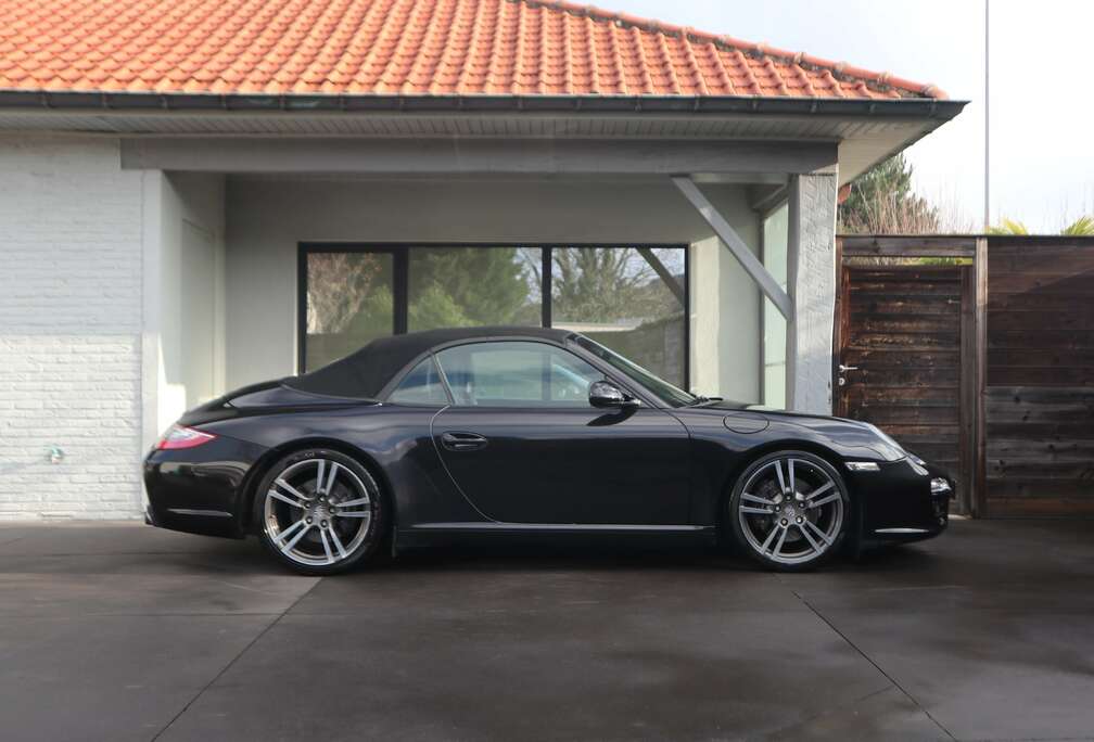 Porsche 911 PDK /Xenon/Sportuitlaat/Windnet/Sport Chrono