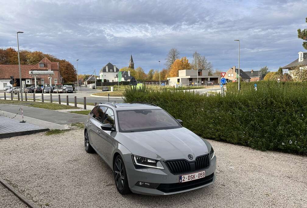 Skoda Combi 2.0 TSI 4x4 DSG Sportline