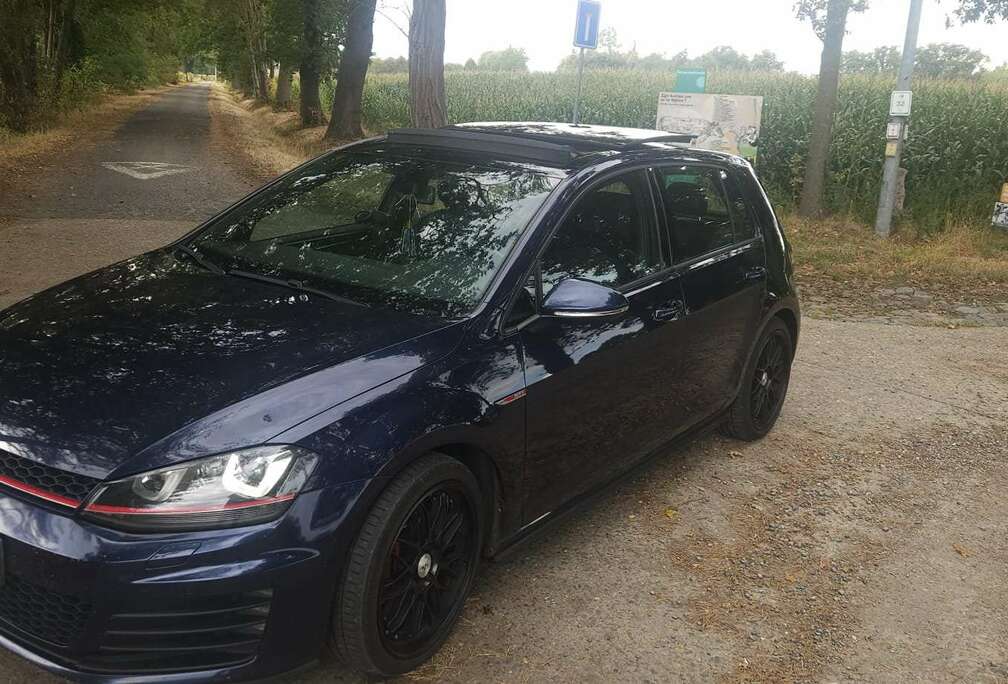 Volkswagen 320 pk pops en bangs downpipe