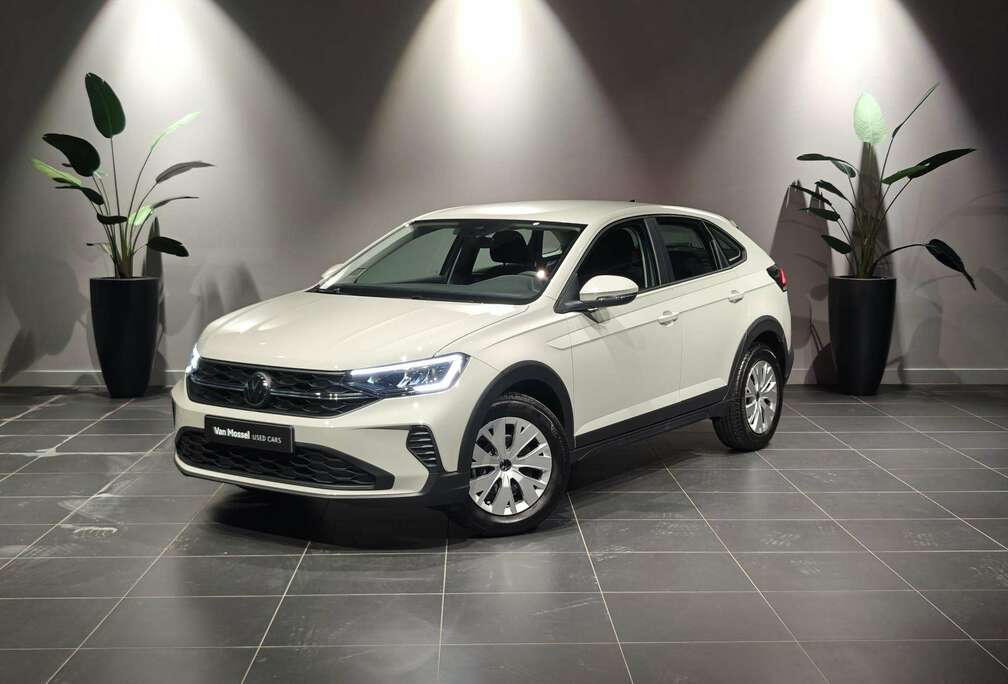 Volkswagen 1.0 TSI 70KW LIMITED CARPLAY  LED  PDC