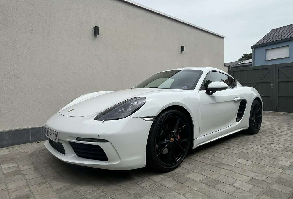 Porsche Cayman 2.0 Turbo PDK