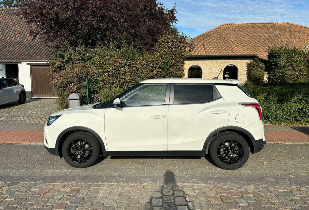SsangYong e-XGi 160 2WD Start/Stop Quartz
