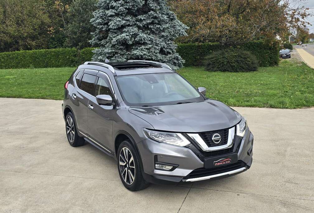 Nissan 1.8d Aut. ** Cam 360 - Toit Pano ** GAR 12M