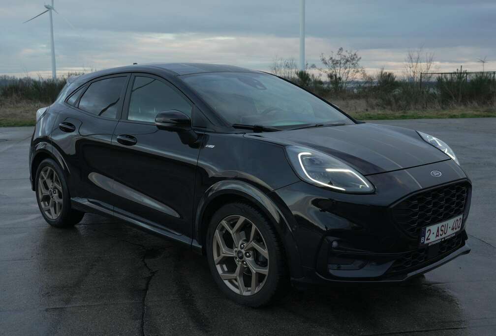 Ford 1.0 EcoBoost mHEV ST-Line Gold Edition