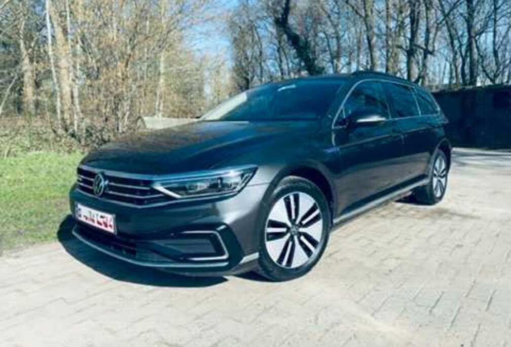 Volkswagen Passat GTE 1.4 eHybrid PHEV Business DSG (160 kW)
