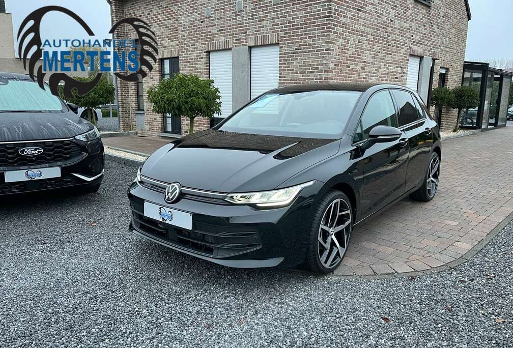 Volkswagen VIII 1.5 TSI 115PK FACELIFT ACC AR/CAM NIEUW 0KM