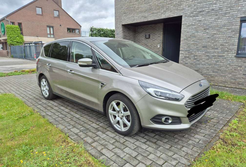 Ford S-Max 2.0 TDCi Titanium
