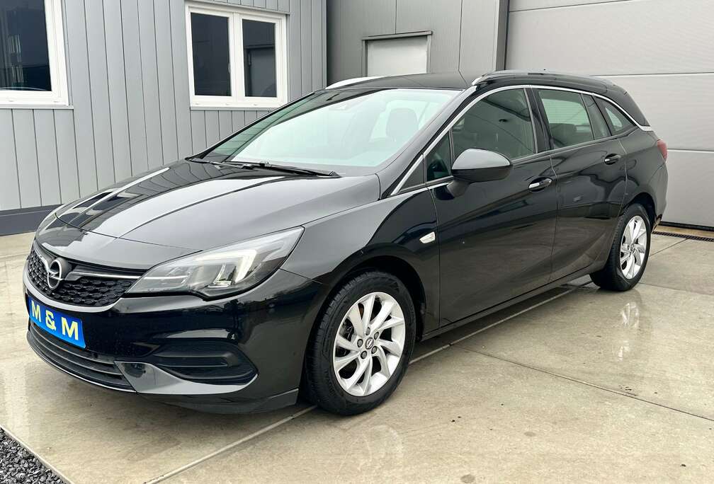 Opel Astra 1.2 Turbo Sports Tourer ** 12 m garantie **