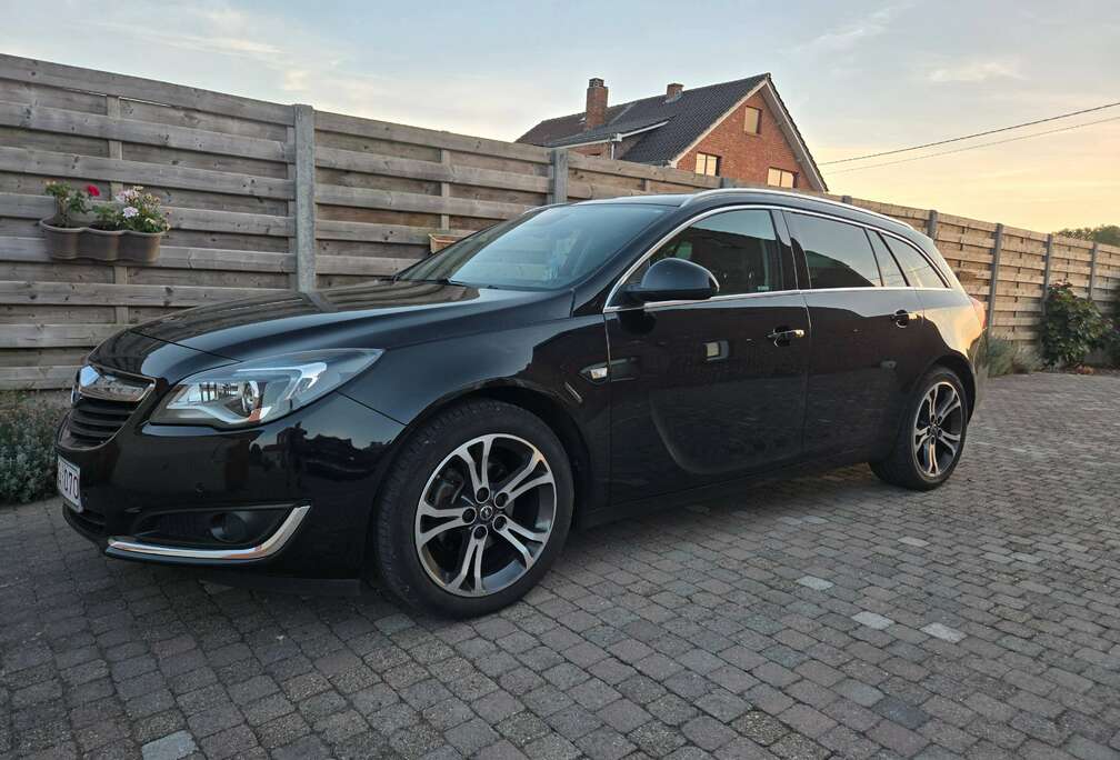 Opel sport tourer 1600 tdci