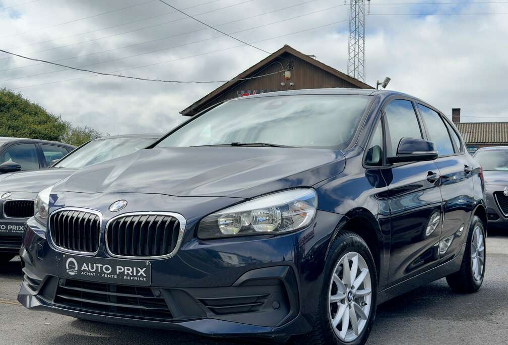 BMW d Active Tourer Navi LED PDC Clim Face Lift