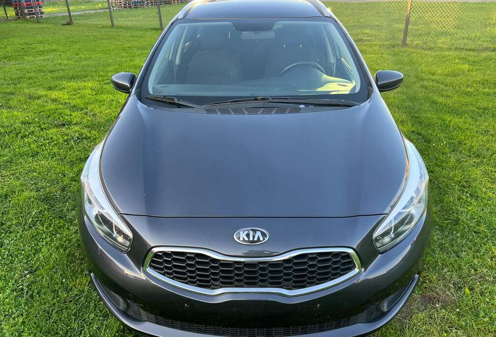 Kia 1.4i Easy (Pret a immatriculer )