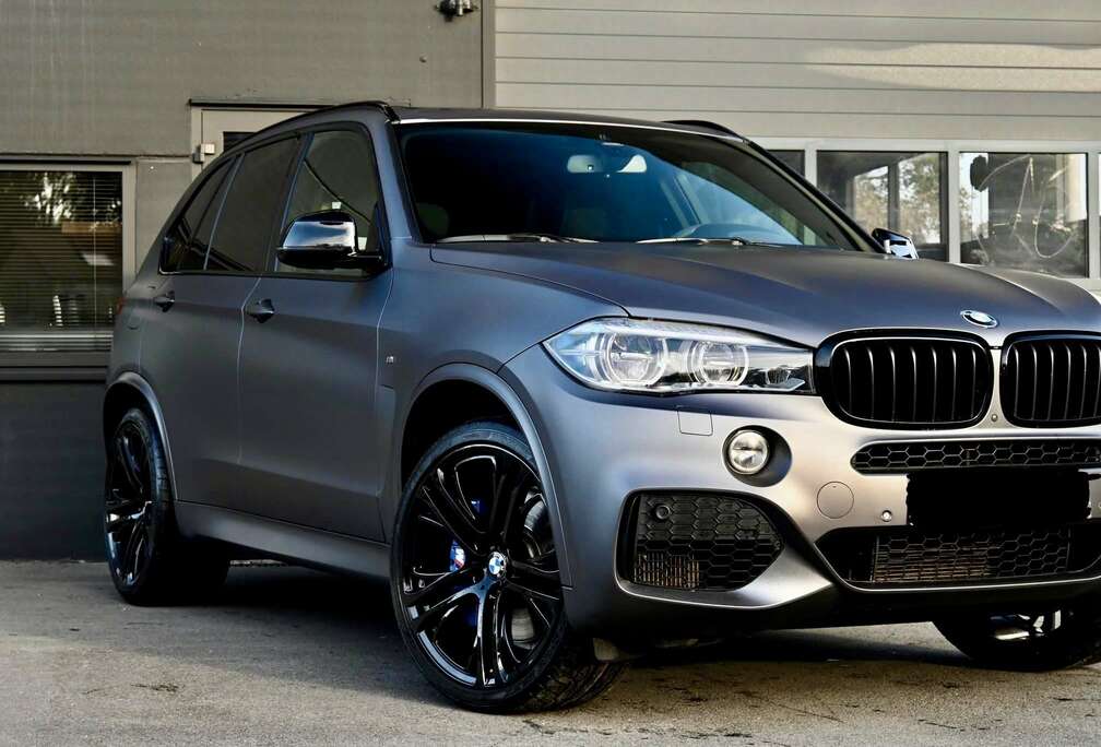 BMW xDrive50i Sport-Aut.