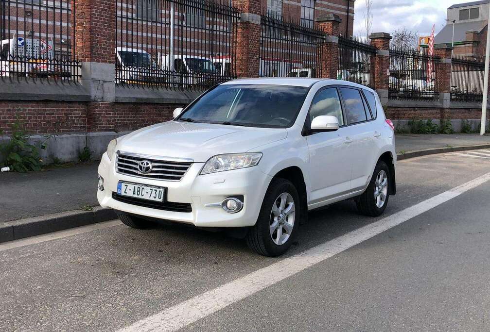 Toyota 2.0i VVT-i 4x4 VX