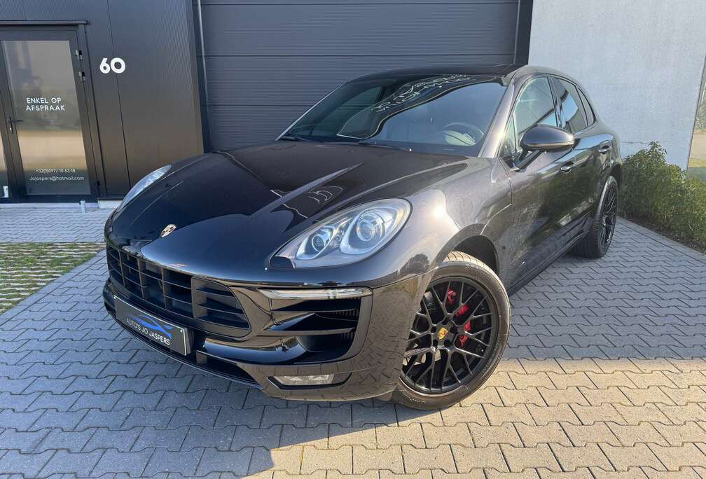Porsche Macan Turbo 3.6 V6 Bi-Turbo PDK