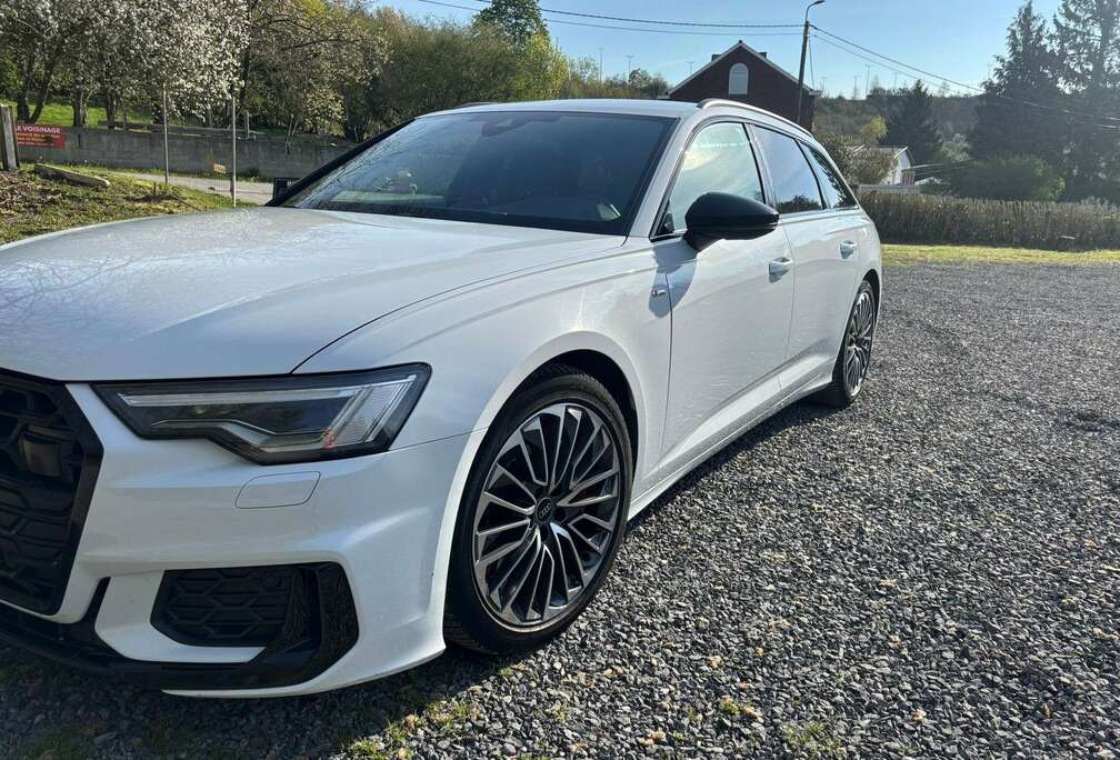 Audi A6 Avant PHEV 55 TFSI e Q Competition S tronic (270 kW)