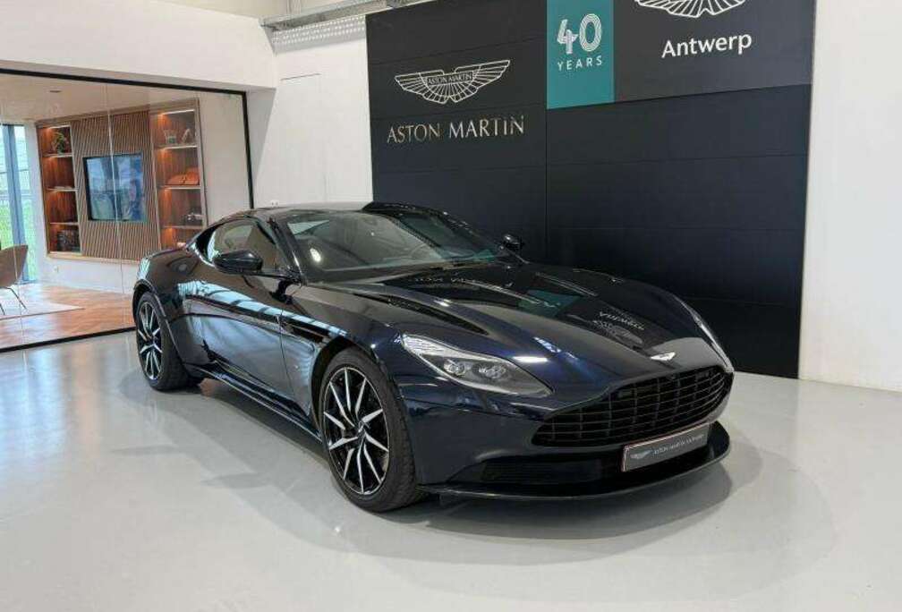 Aston Martin Coupe