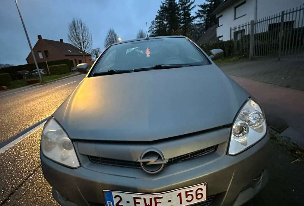 Opel Twin Top 1.4 Easytronic Sport AUTOMAT