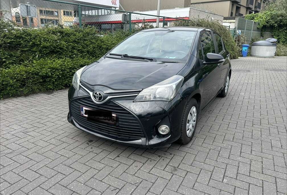 Toyota 1.0i VVT-i Comfort