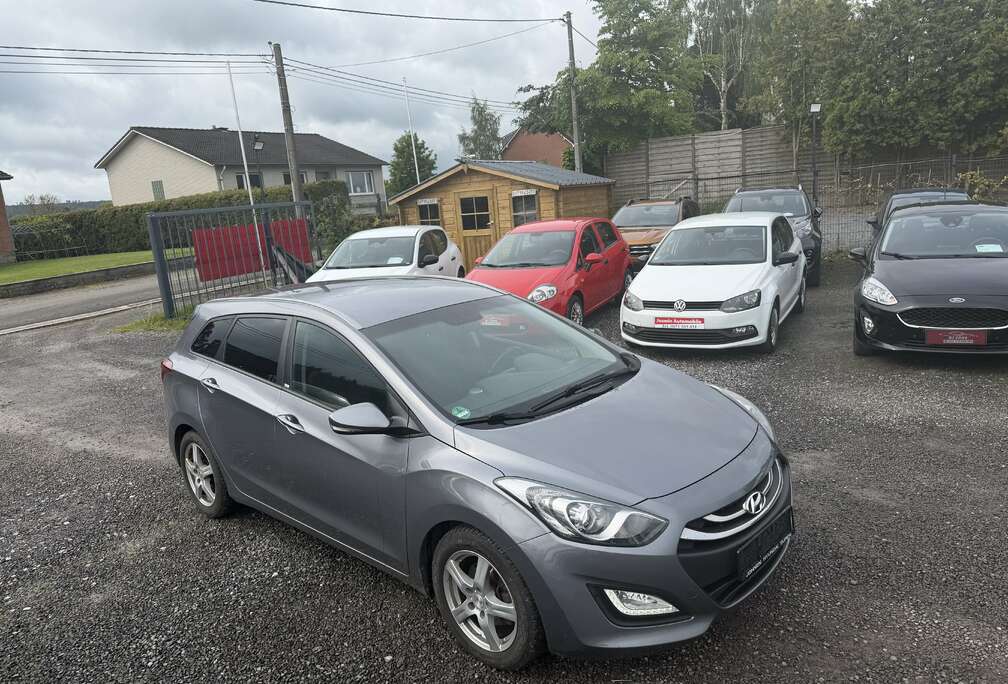 Hyundai 1.6CRDI 110CV*AIRCO*JANTES*