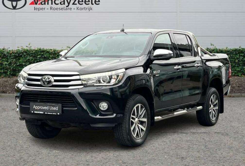 Toyota LOUNGE + SPORT LINER PACK