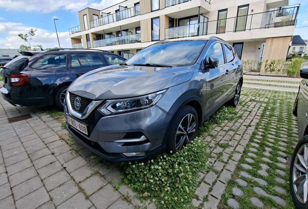 Nissan 1.3 DIG-T N-Connecta DCT - Pano camera 360* Autom