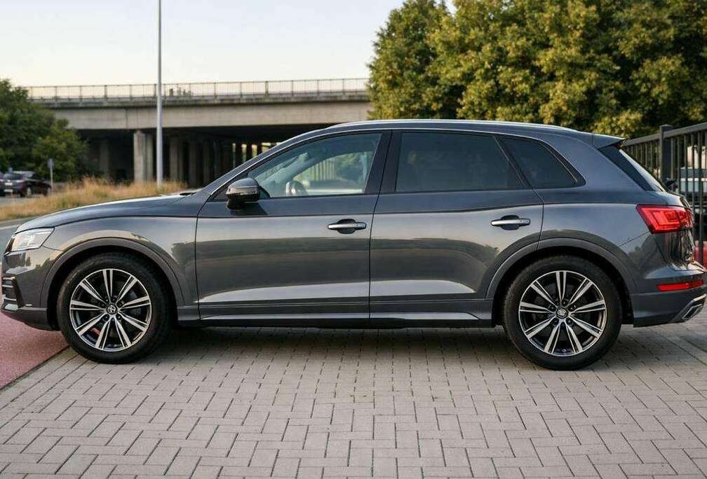 Audi Q8 55 TFSI Quattro Tiptronic (EU6AP)