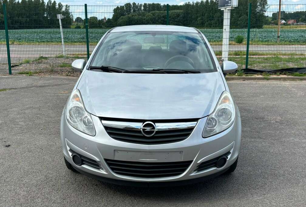 Opel Opel Corsa 1.2 essence Airco