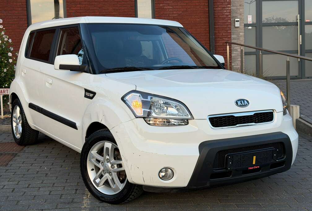 Kia ( B.Auto ) 68.891Km ( 1.6Crdi ) 116Ch ( 1er propriétaire ) CT Ok