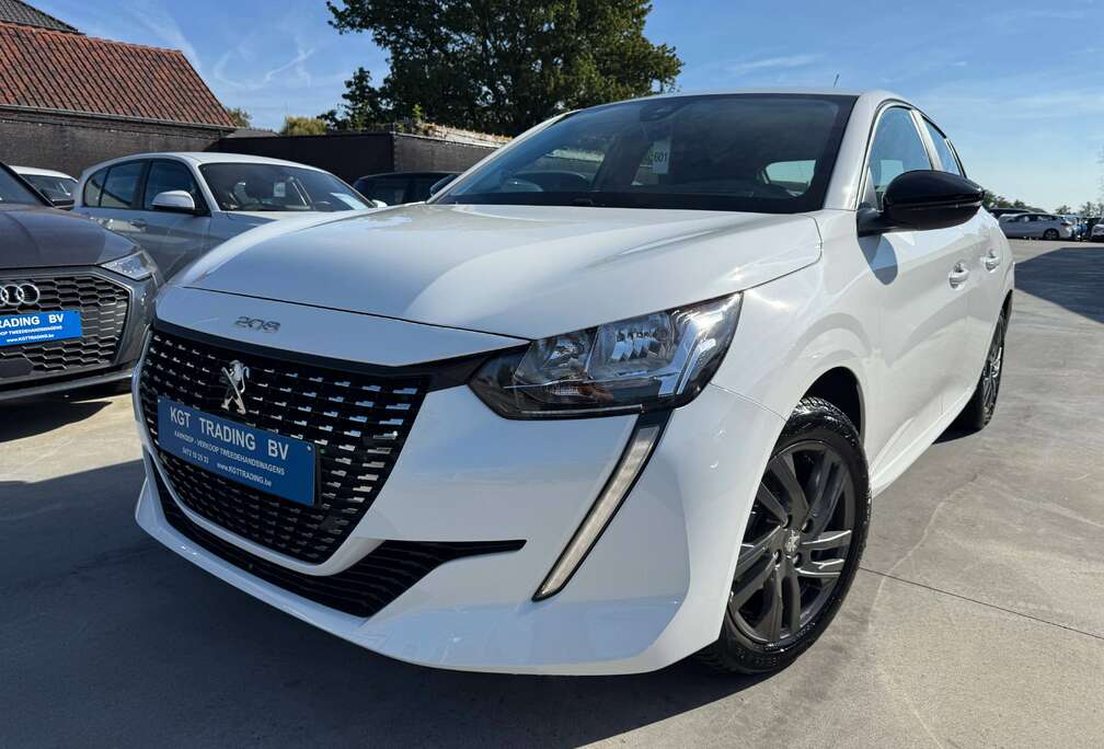 Peugeot 1.2i NAVIGATIE CARPLAY LANE ASSIST BLUETOOTH PARKEERSENSOREN LED CARPASS