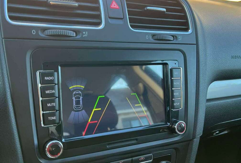 Volkswagen 1.4i 16v FSI Spring Edition