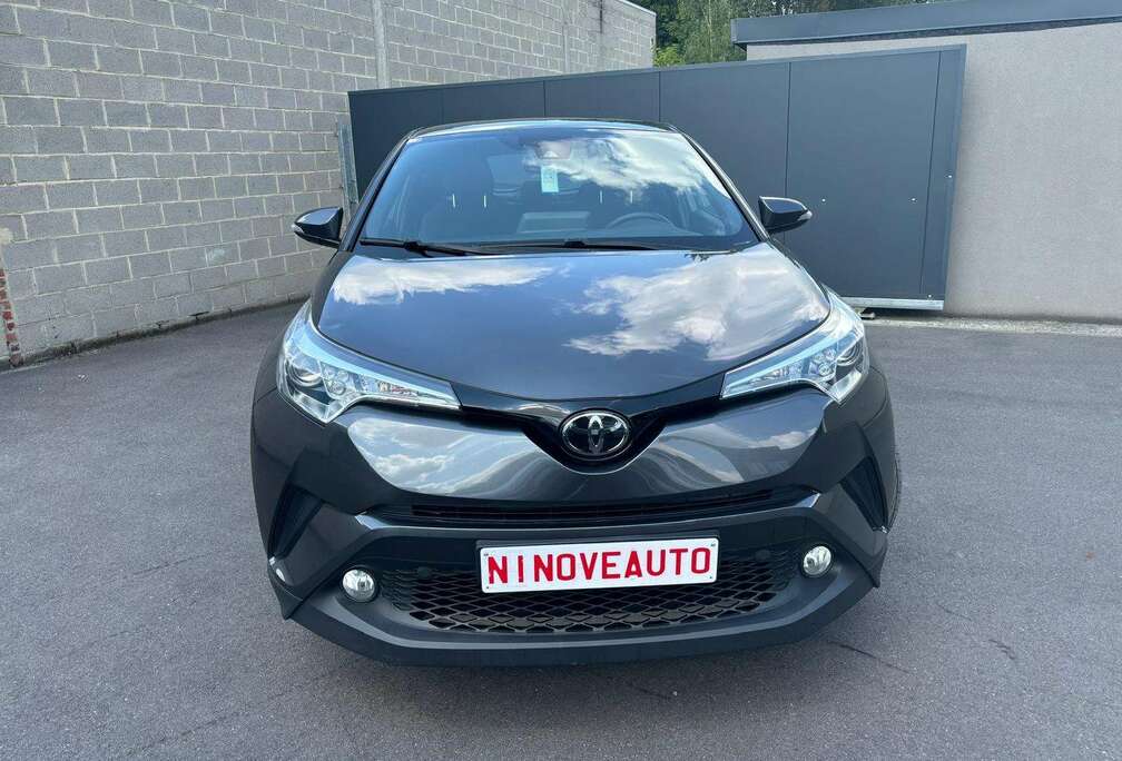 Toyota 1.2i Turbo*CAM NAV BLUETH CRUISE PARKSENSOR