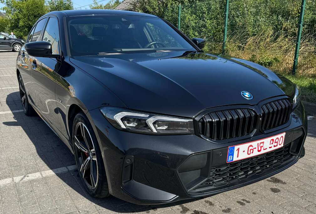 BMW 330e Berline pack Msport