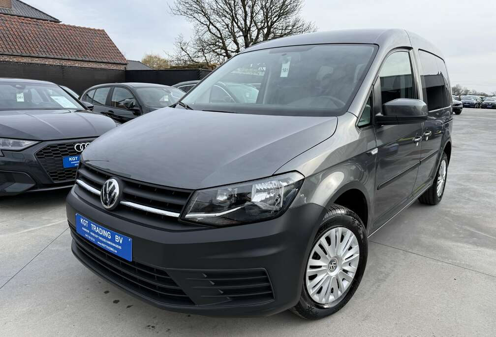 Volkswagen 1.0 TSI 5 ZIT NAVIGATIE BLUETOOTH ZWART LEDER PDC
