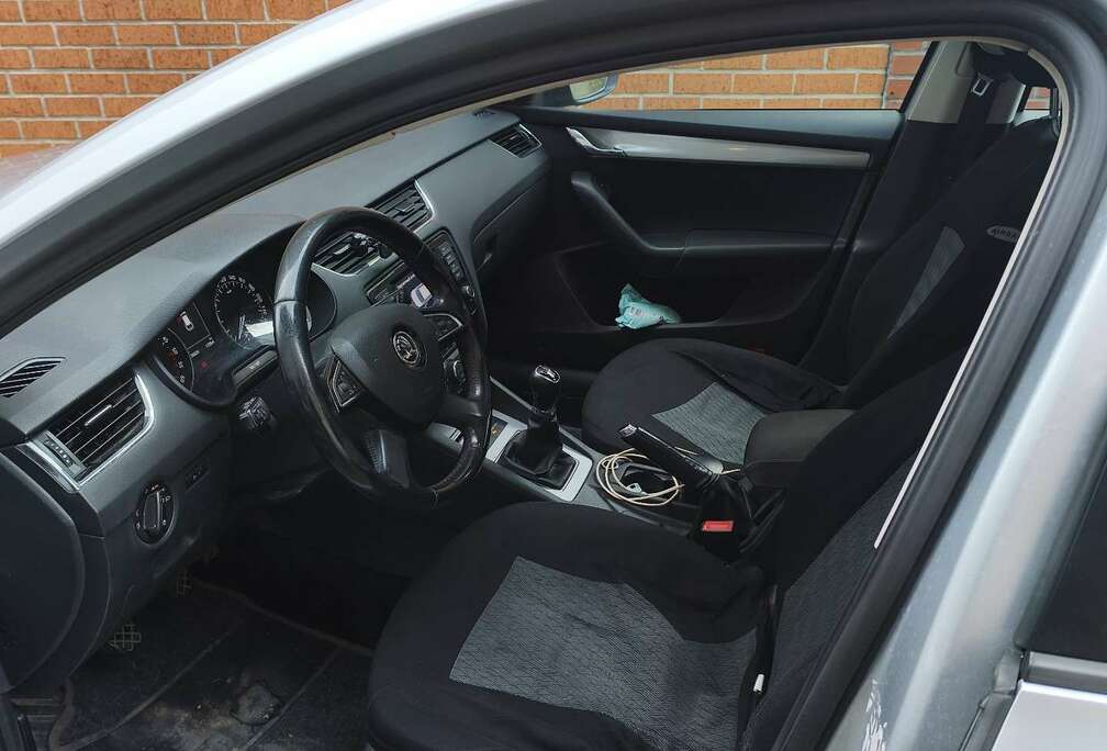 Skoda 1.6 TDI Green tec Elegance