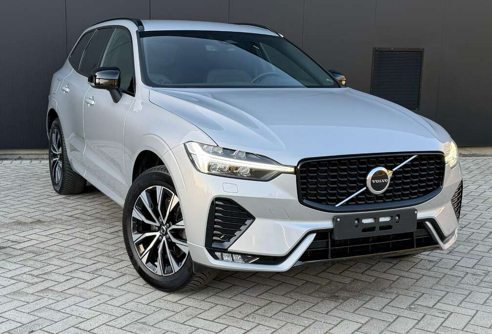 Volvo XC60 2.0 B4 MHEV Plus Dark
