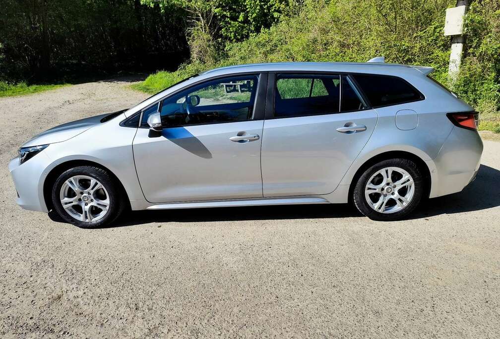 Toyota Touring Sports Pro Hybride 122h Dynamic Business (