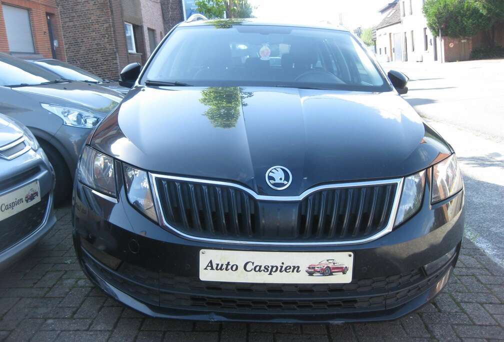 Skoda 1.6 CR TDi Boite DSG Full Option