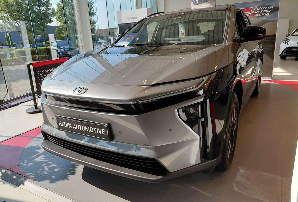 Toyota Sedan