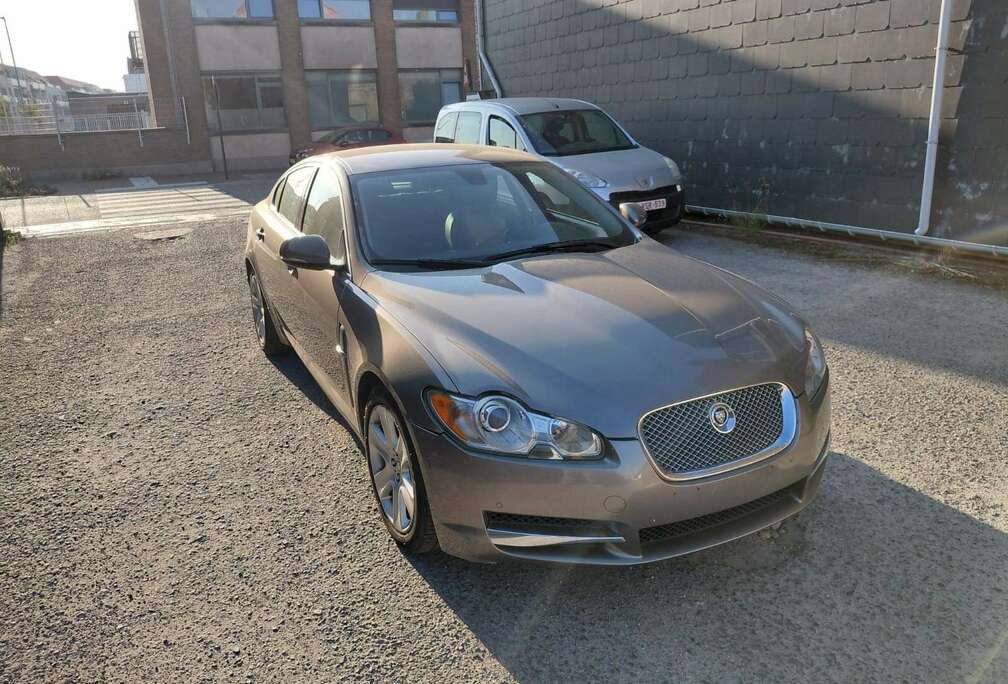 Jaguar 3.0 Turbo V6 Luxury DPF