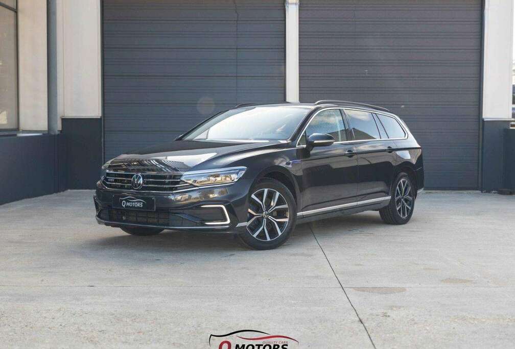 Volkswagen Plug-In-Hybrid DSG GTE-LED-ACC-CARPL-BTW-1 EIGENA