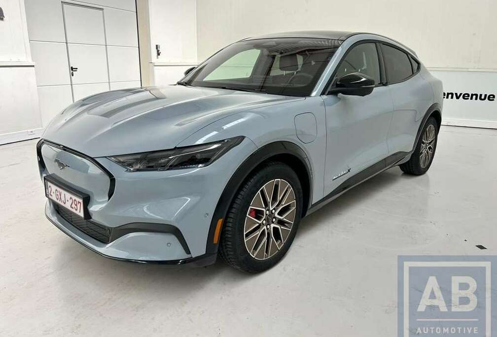 Ford * Mach E - RWD - Beschikbaar 01/10/2025 - 91Kwh