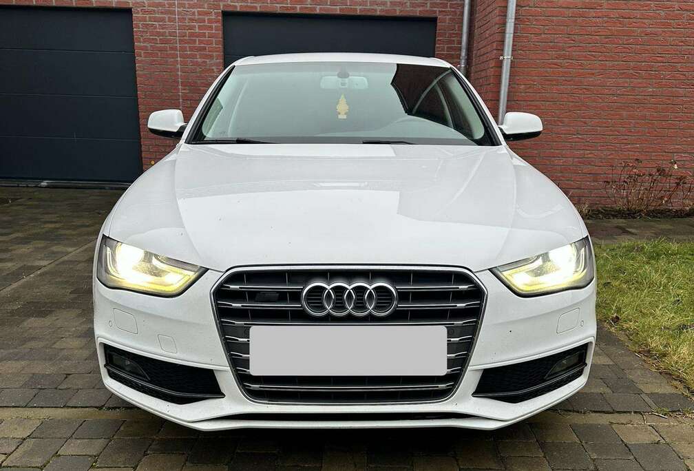 Audi A4 1.8 TFSI S line