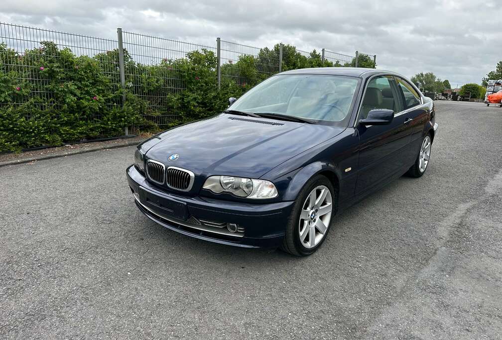 BMW 330 CiA Pack