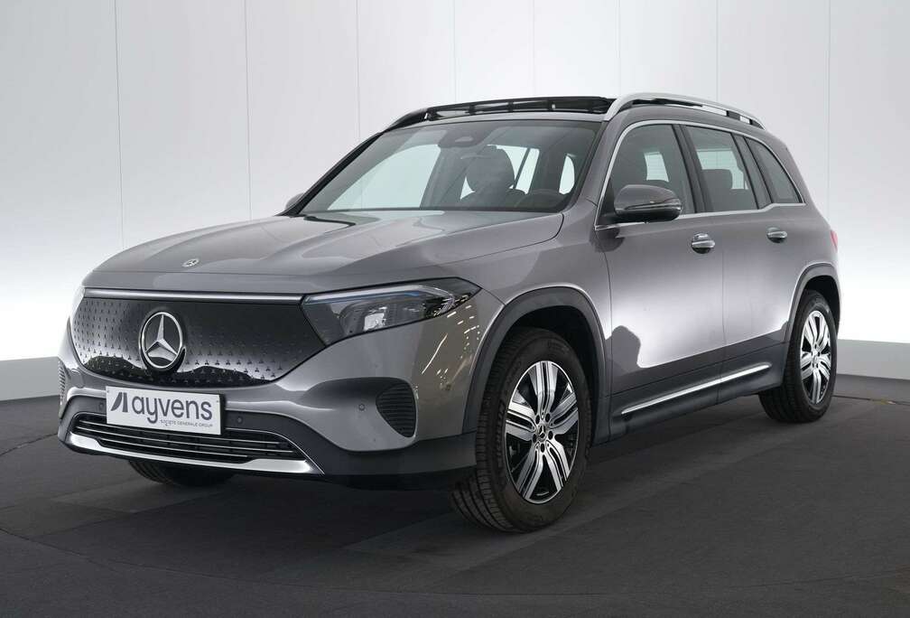 Mercedes-Benz 250+ Luxury Line LEDER/CUIR LED GPS PDC CAM Pano B