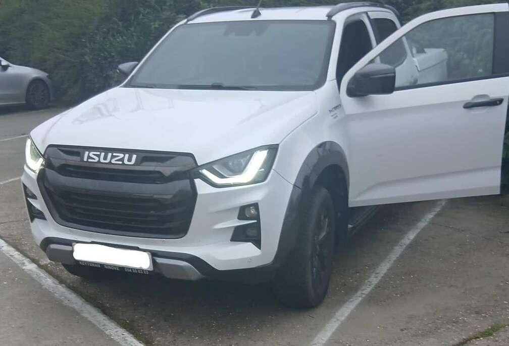 Isuzu ✋️1.9 DIESEL EURO 6B 4X4 AUTOMAT BONNE PRIX