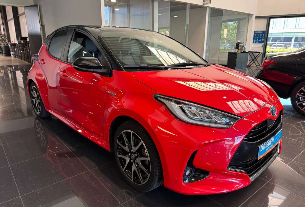 Toyota Yaris Hybrid 1.5 VVT-i Prem Edition/Full/1j gar(1)