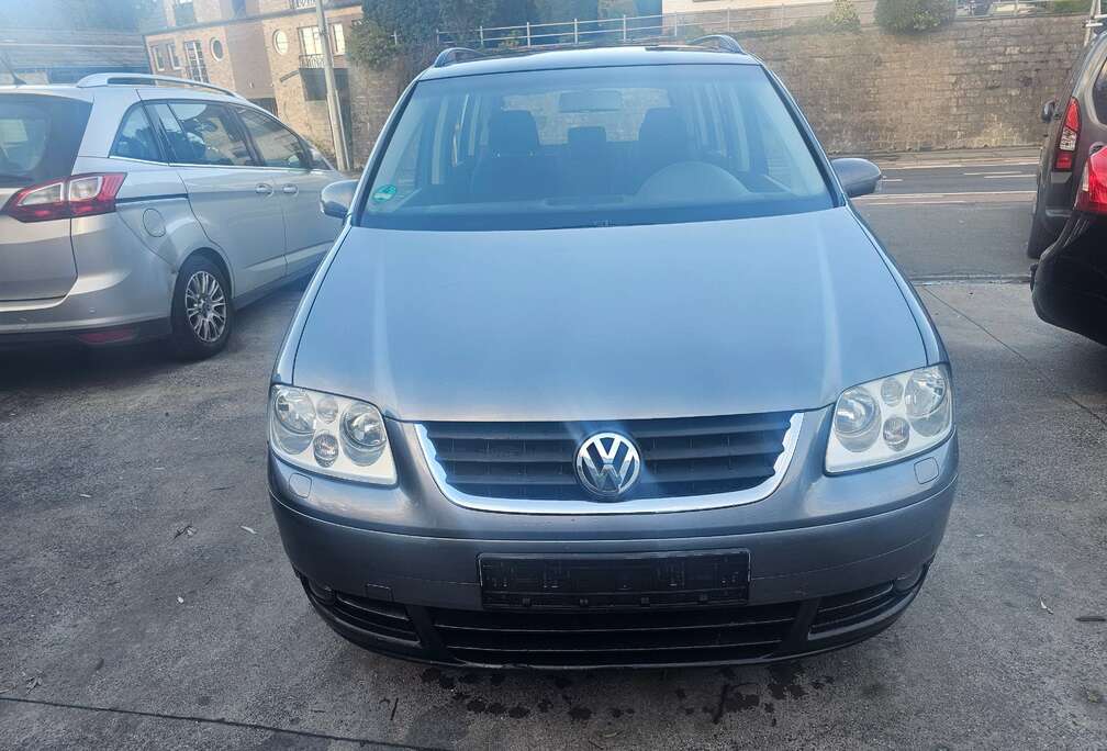 Volkswagen 1.6i 16v FSI Trendline